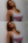Very shorty woman