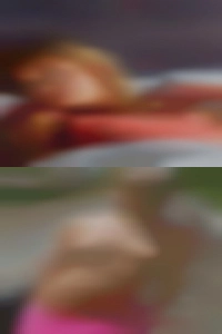 Fit thick nude woman on nude woman.